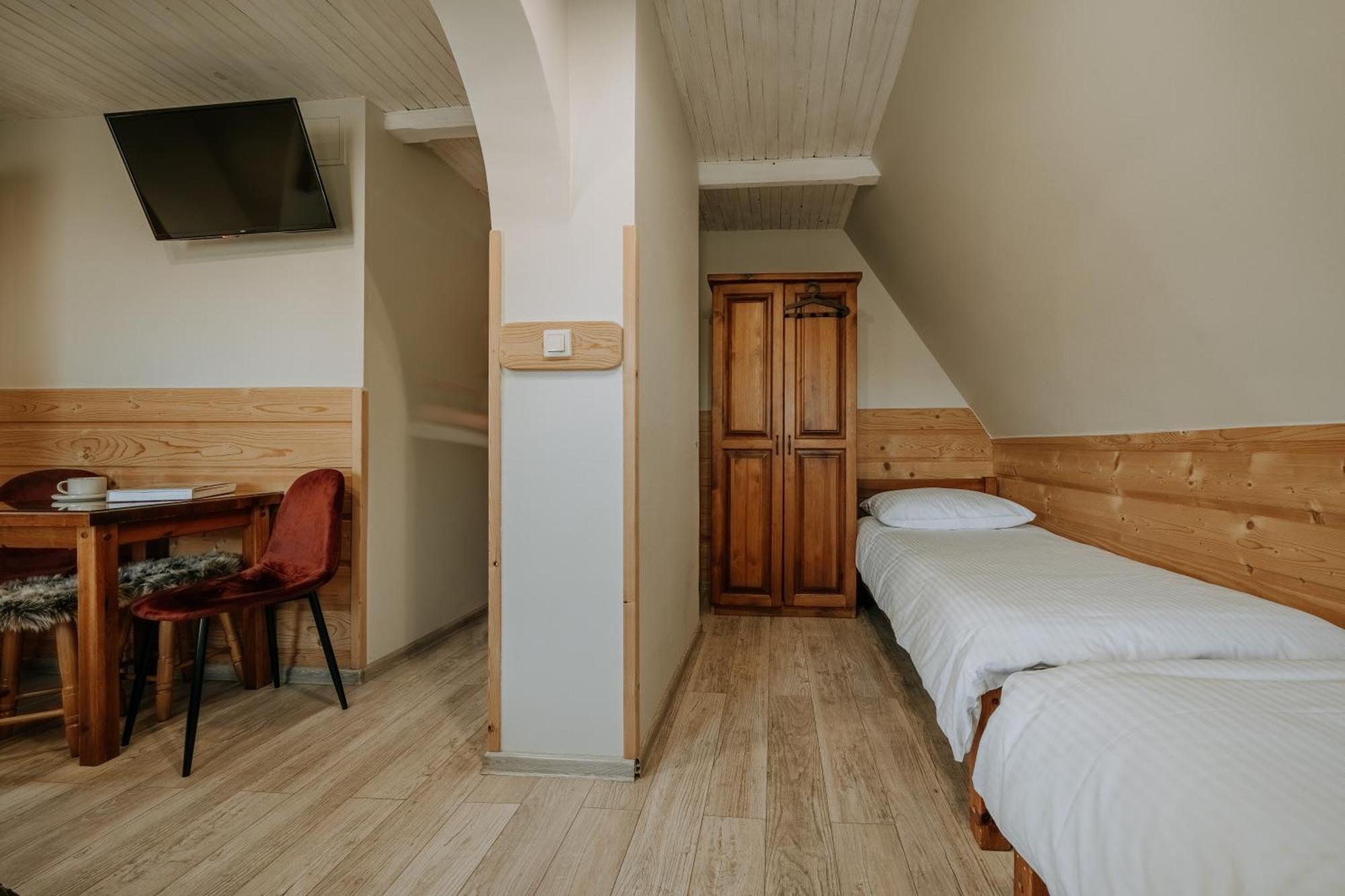 Bed & Breakfast Goscina U Maryny Relaks I W Ogrodzie 3*