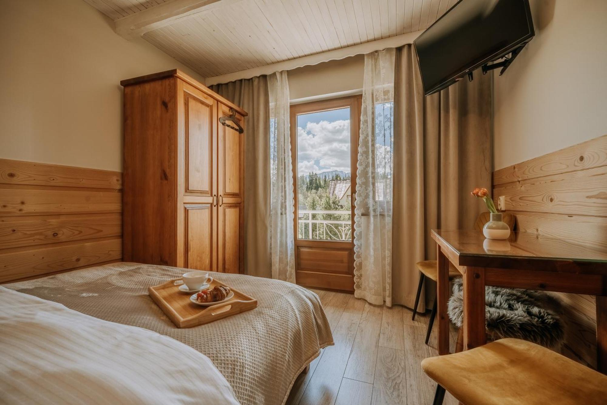 Goscina U Maryny Relaks I W Ogrodzie Bed & Breakfast